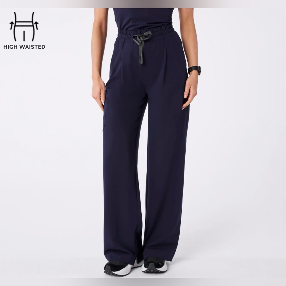 FIGS SHELBY ULTRA HIGH RISE XLR WIDE LEG SCRUB PANTS in Navy size XL NWT